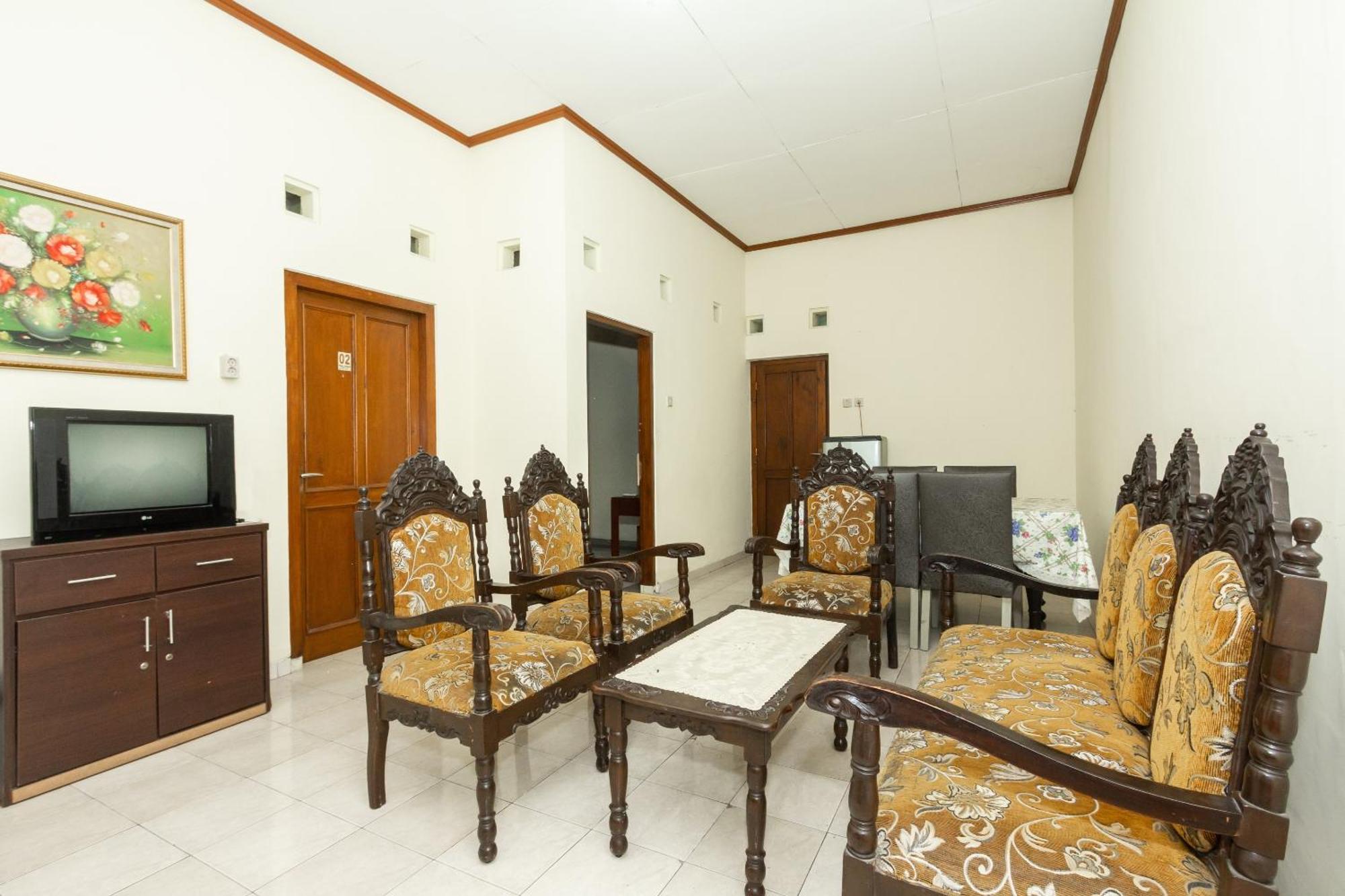 Super Oyo 1150 Omah Ladrang Otel Kejayan Dış mekan fotoğraf